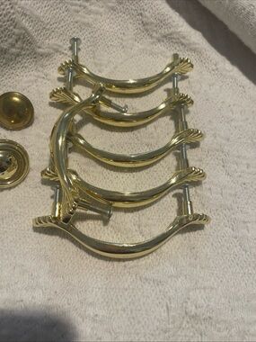 6 Polished Brass Drawer Pulls 2 drawer Knobs Missing 3 Screws. Pulls 4” wide